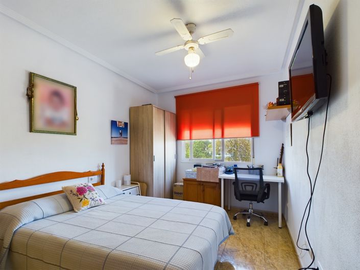 Image No.14-3 Bed Apartment for sale