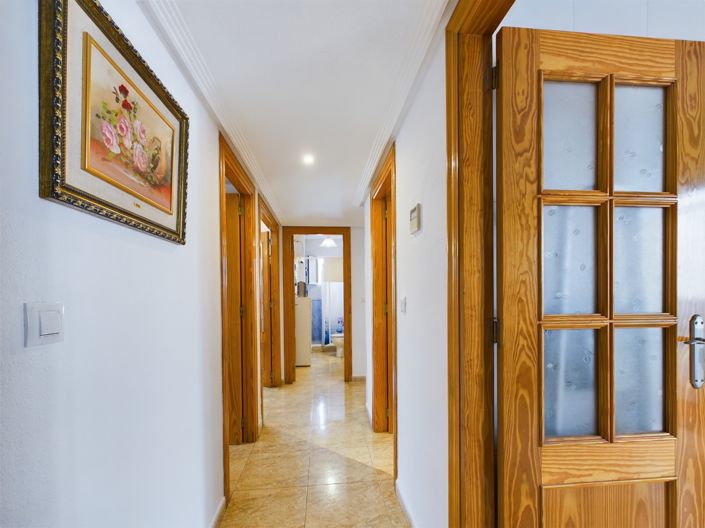 Image No.17-3 Bed Apartment for sale