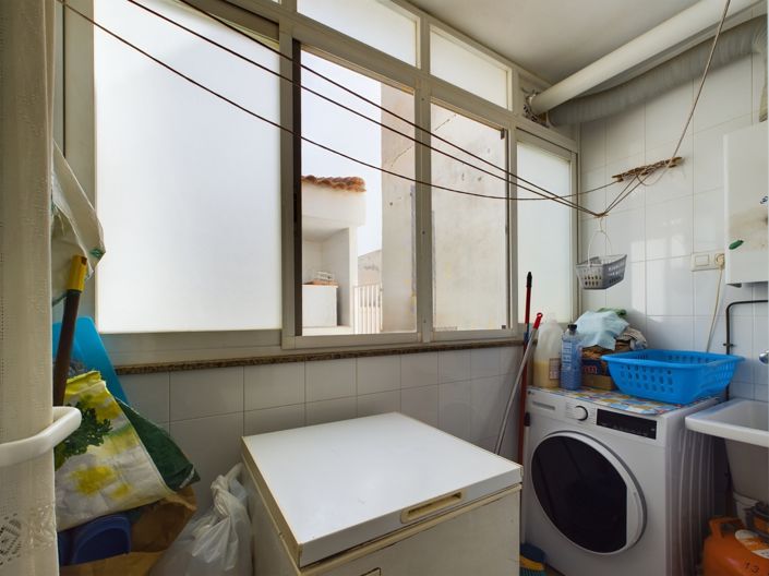 Image No.25-3 Bed Apartment for sale