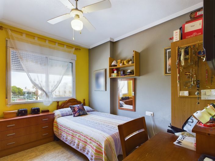 Image No.6-3 Bed Apartment for sale