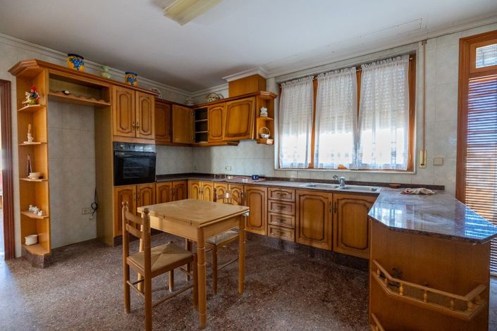 Image No.5-Villa de 6 chambres à vendre à Monóvar