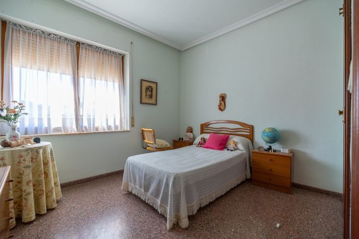 Image No.6-Villa de 6 chambres à vendre à Monóvar