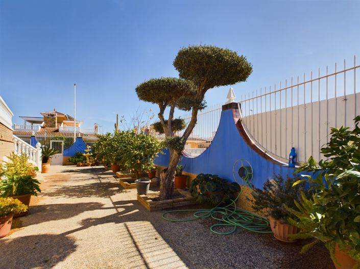 Image No.11-5 Bed Villa for sale