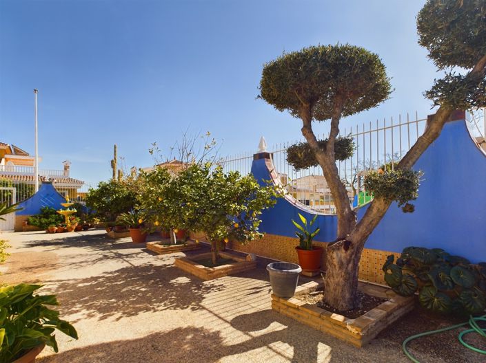 Image No.12-5 Bed Villa for sale