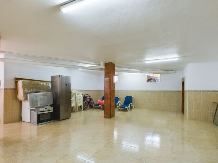 Image No.21-5 Bed Villa for sale