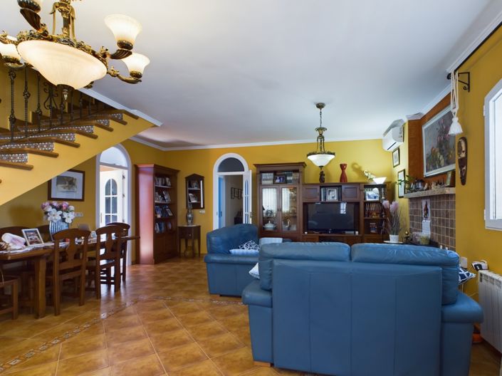 Image No.27-5 Bed Villa for sale