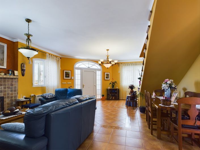 Image No.29-5 Bed Villa for sale