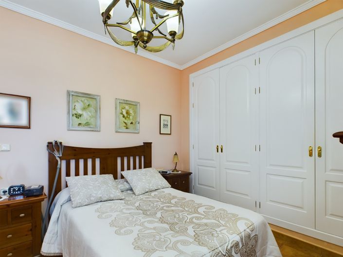 Image No.33-5 Bed Villa for sale