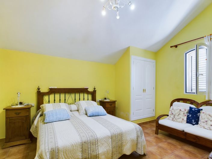 Image No.46-5 Bed Villa for sale