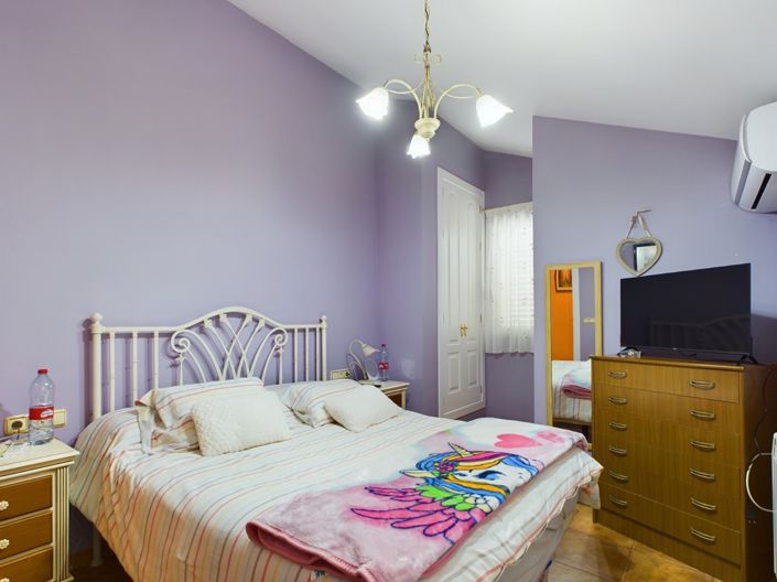 Image No.49-5 Bed Villa for sale