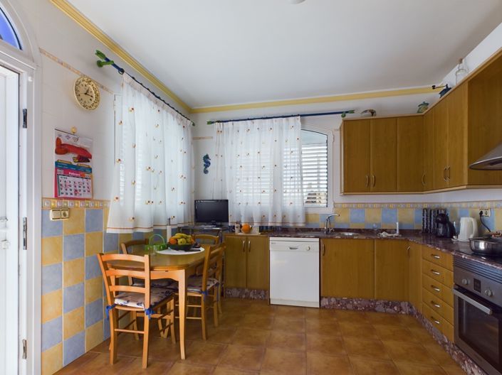 Image No.51-5 Bed Villa for sale