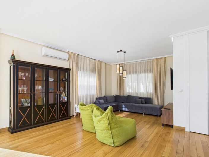 Image No.19-4 Bed Villa for sale