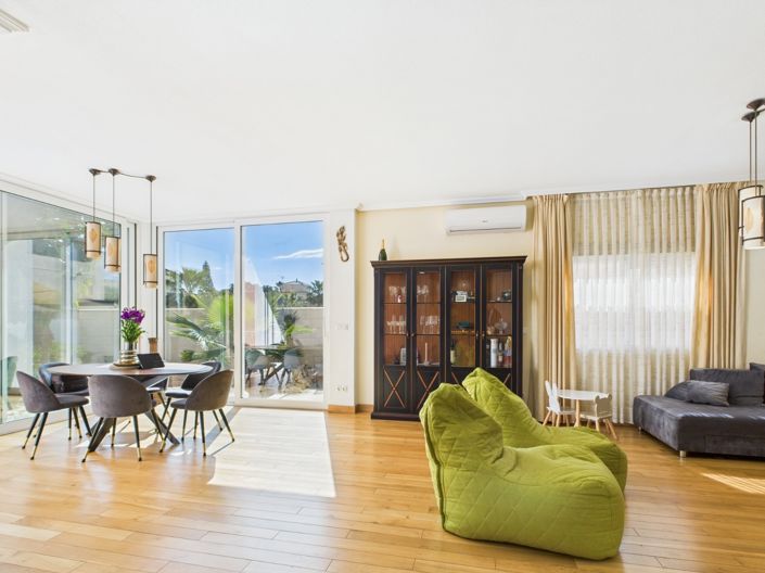 Image No.22-4 Bed Villa for sale