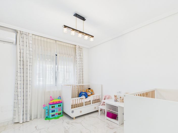 Image No.33-4 Bed Villa for sale