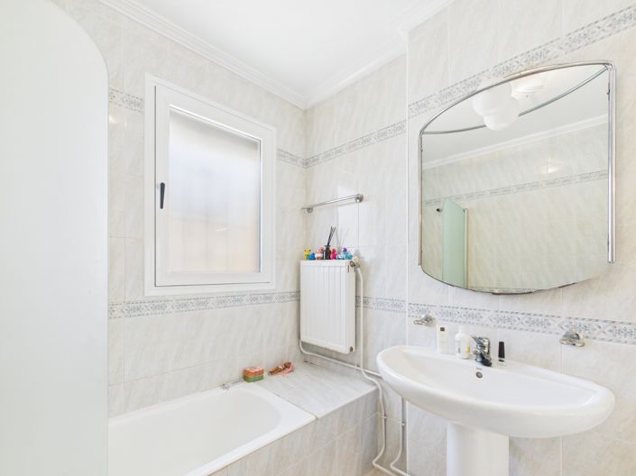 Image No.37-4 Bed Villa for sale