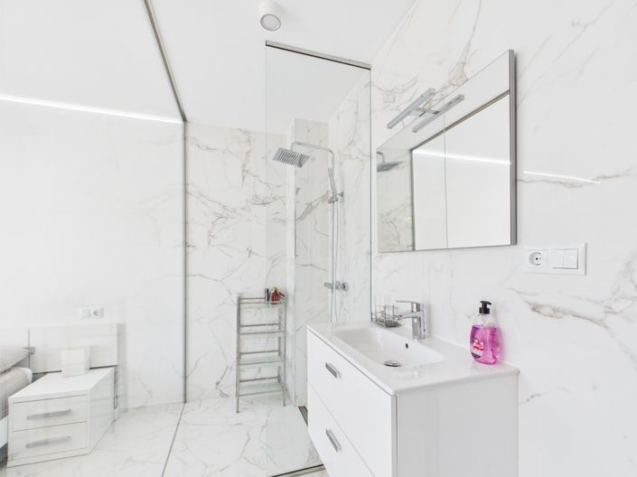 Image No.42-4 Bed Villa for sale