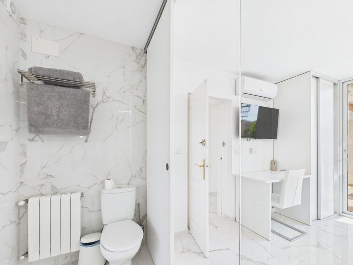 Image No.43-4 Bed Villa for sale