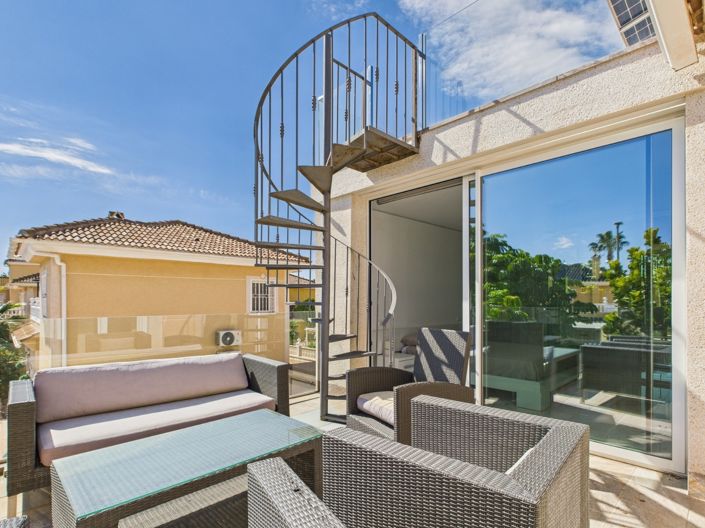 Image No.51-4 Bed Villa for sale