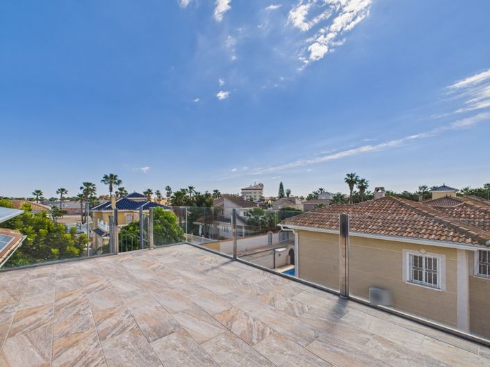 Image No.53-4 Bed Villa for sale