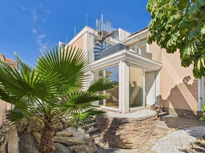 Image No.8-4 Bed Villa for sale