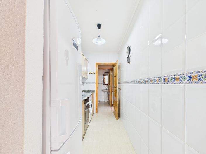 Image No.12-4 Bed Townhouse for sale