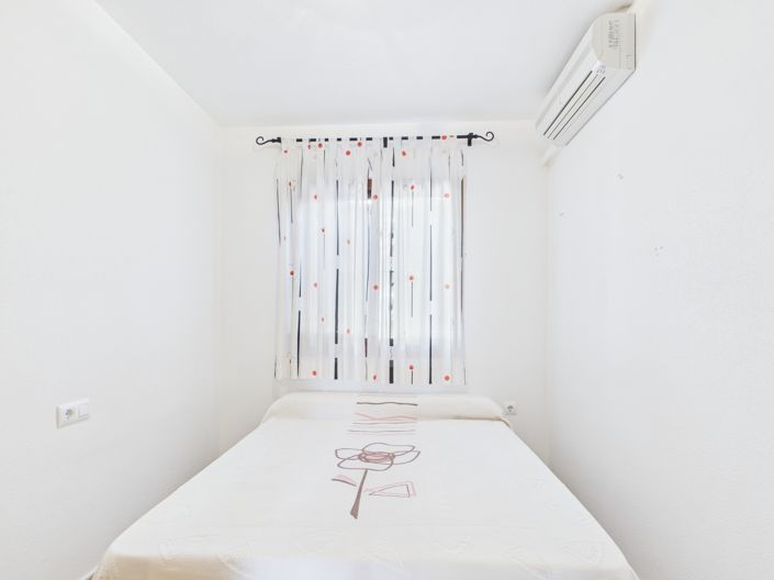 Image No.19-4 Bed Townhouse for sale