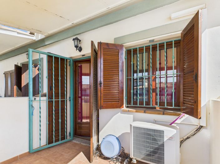 Image No.29-4 Bed Townhouse for sale