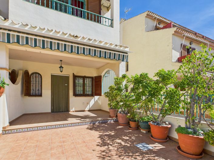 Image No.3-4 Bed Townhouse for sale