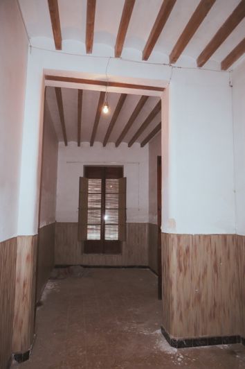 Image No.7-6 Bed Townhouse for sale