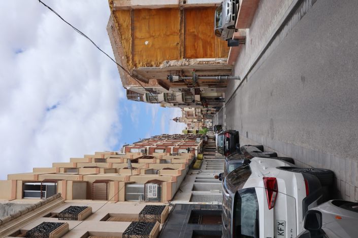 Image No.3-6 Bed Apartment for sale