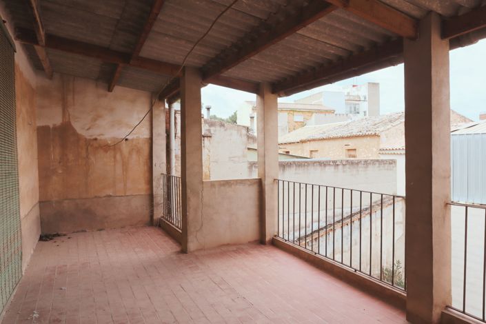 Image No.30-6 Bed Apartment for sale