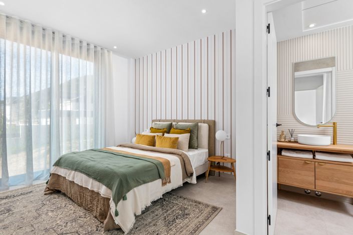 Image No.31-3 Bed Villa for sale