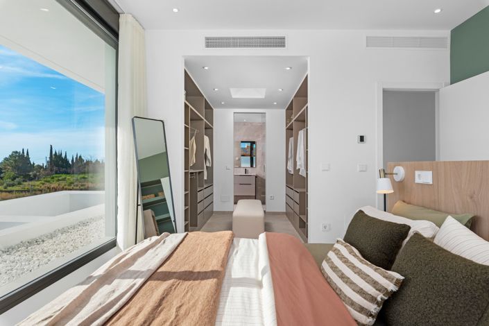 Image No.43-3 Bed Villa for sale