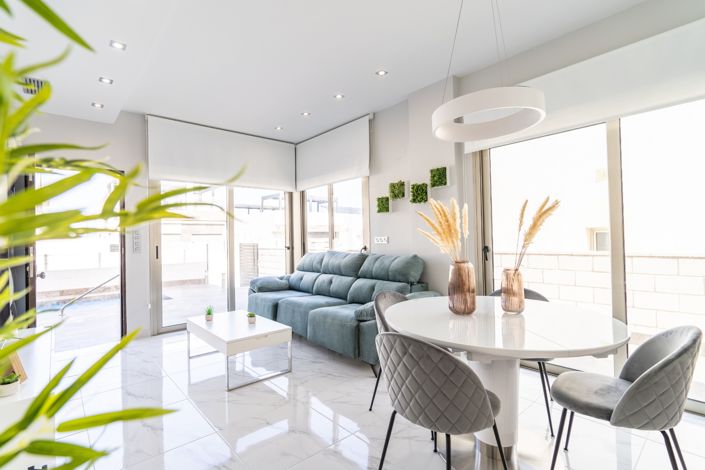 Image No.3-Villa de 3 chambres à vendre à Villamartin