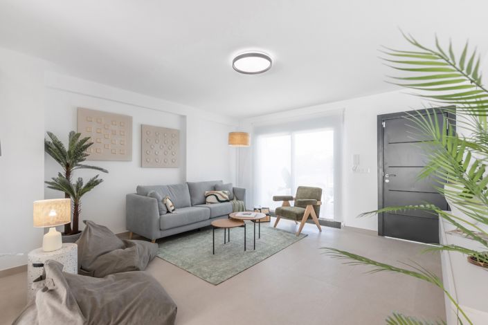 Image No.11-4 Bed Townhouse for sale