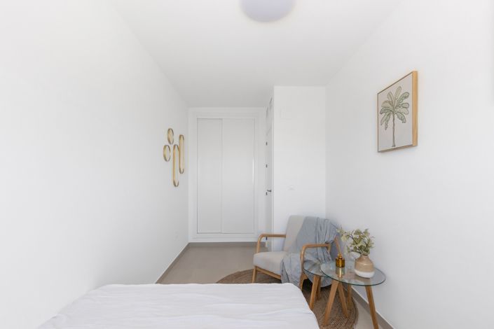 Image No.48-4 Bed Townhouse for sale