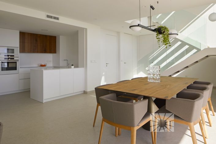 Image No.10-4 Bed Villa for sale