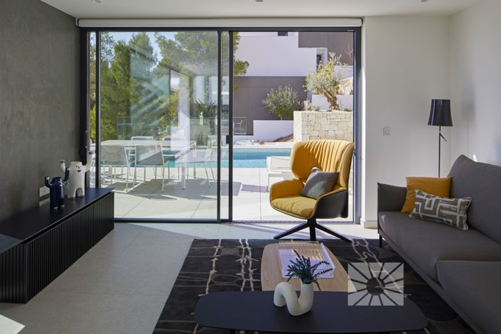 Image No.3-4 Bed Villa for sale