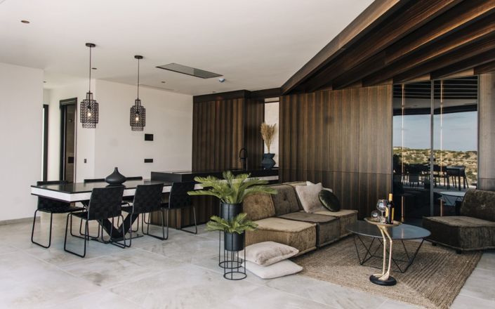 Image No.2-3 Bed Villa for sale