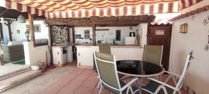 Image No.11-4 Bed Villa for sale