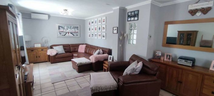 Image No.24-4 Bed Villa for sale