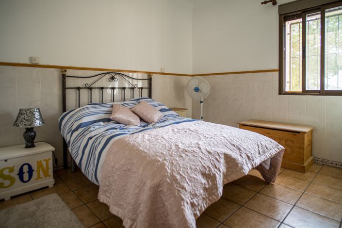 Image No.10-5 Bed Villa for sale