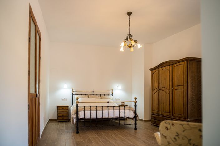 Image No.25-5 Bed Villa for sale