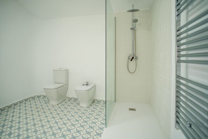 Image No.26-5 Bed Villa for sale