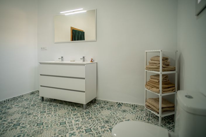 Image No.28-5 Bed Villa for sale