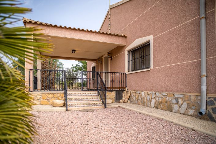 Image No.48-5 Bed Villa for sale