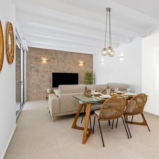 Image No.2-3 Bed Townhouse for sale