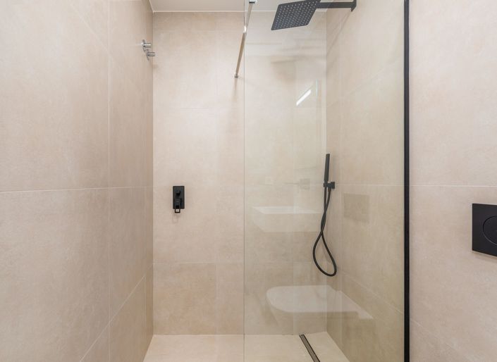 Image No.29-3 Bed Villa for sale