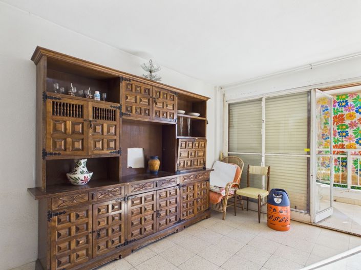 Image No.24-3 Bed Apartment for sale