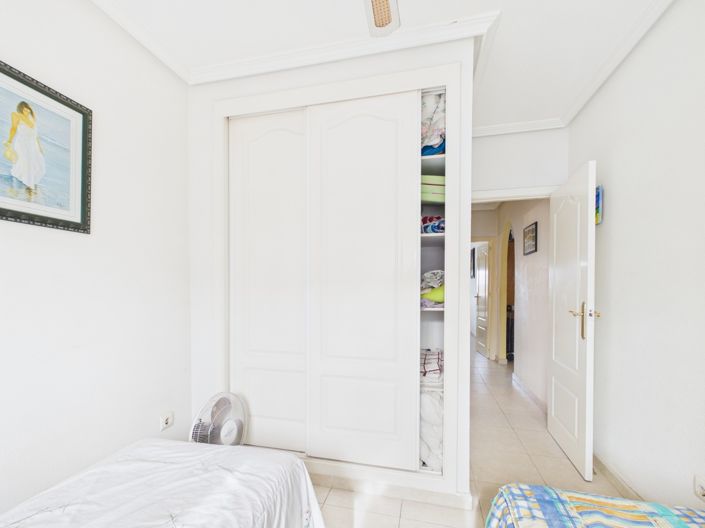 Image No.20-2 Bed Apartment for sale